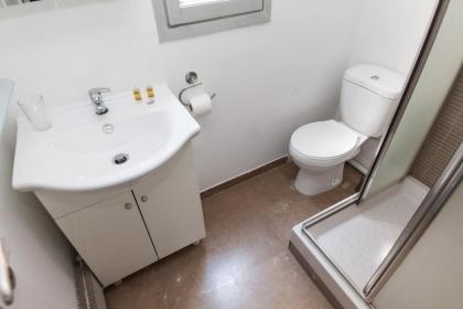 Brand new 1 Bd Apt in Kolonaki - image 19