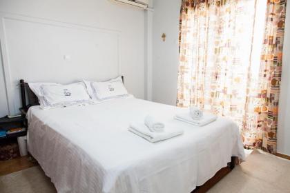 Gorgeous New Apt in Neos Kosmos - image 2