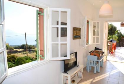 Aegina Colors - image 4