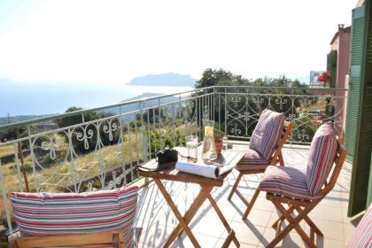 Aegina Colors - image 6