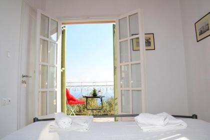 Aegina Colors - image 8