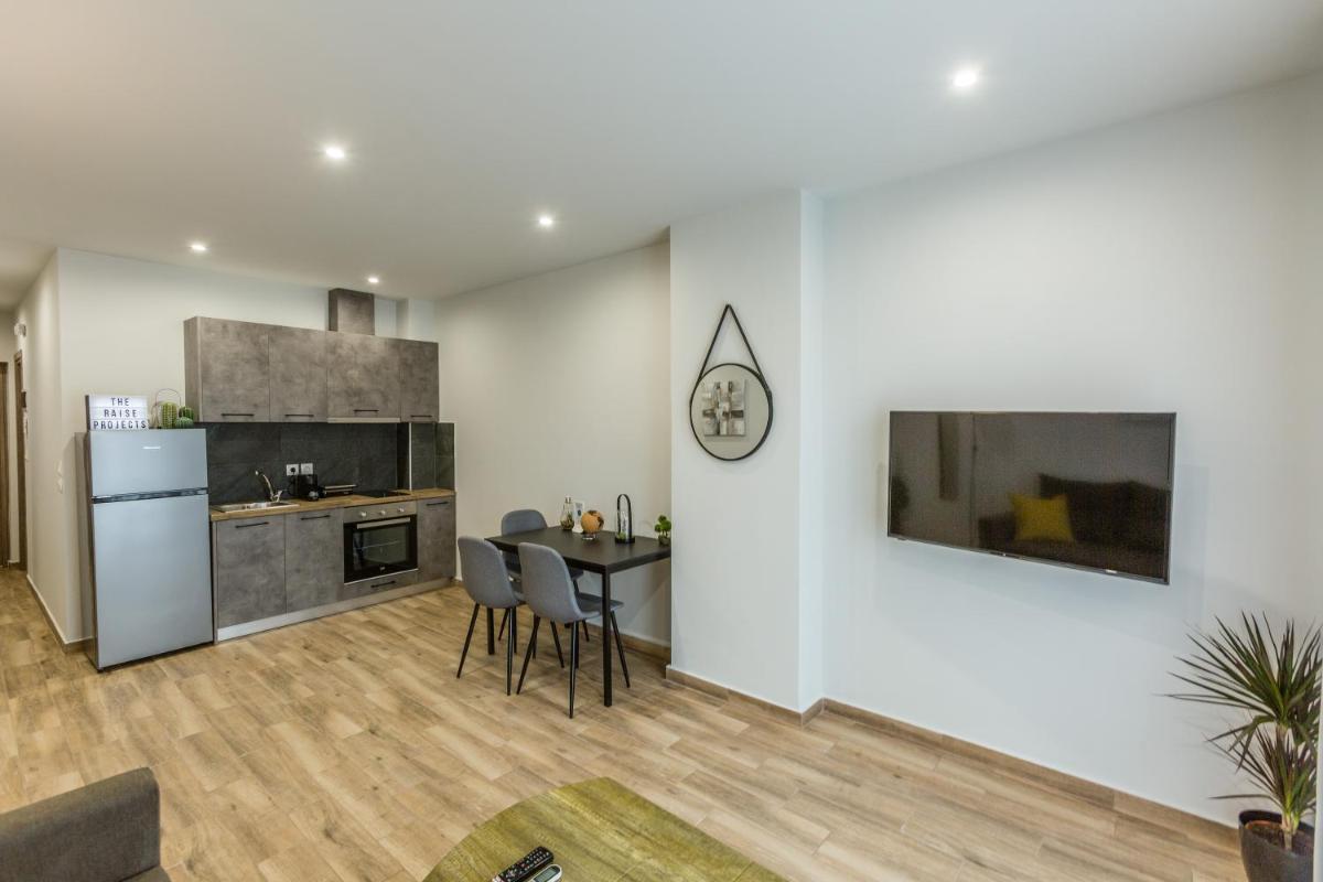 Raise Athens Metro Apartments - image 3