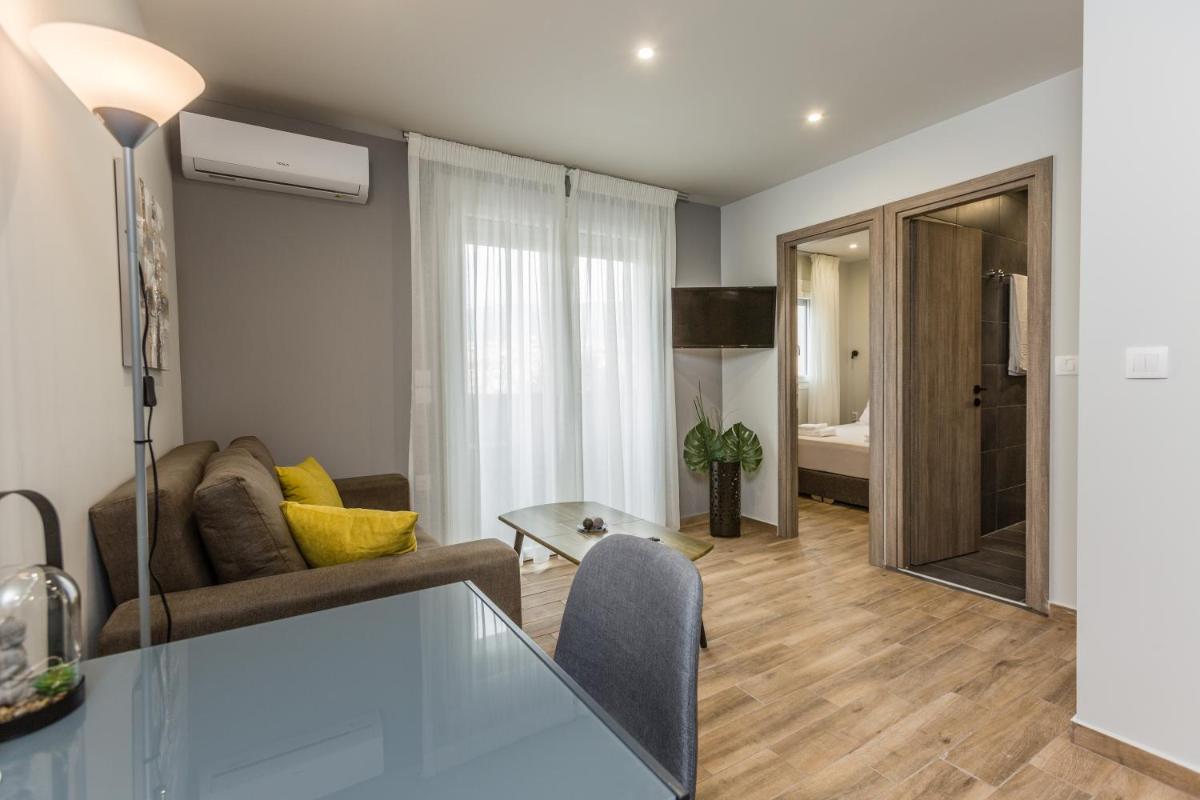Raise Athens Metro Apartments - image 7