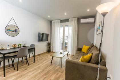 Raise Athens Metro Apartments - image 9