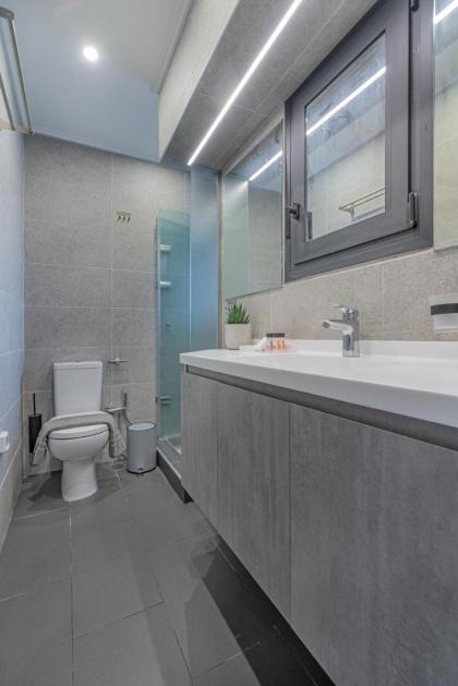 Exarchia House Project - image 18