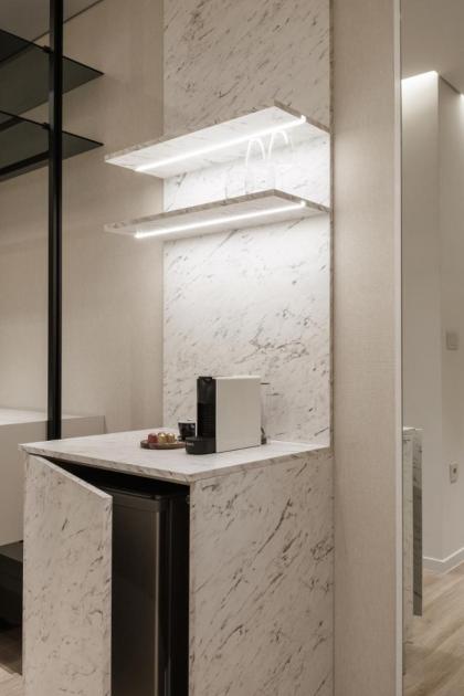 Nur Aparthotel Athens - image 8