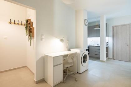 Theia 1-Bedroom Apartment in Athens - image 10