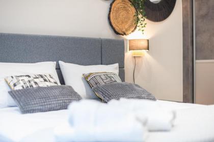 Exclusive Mavili Suite by CloudKeys - image 11