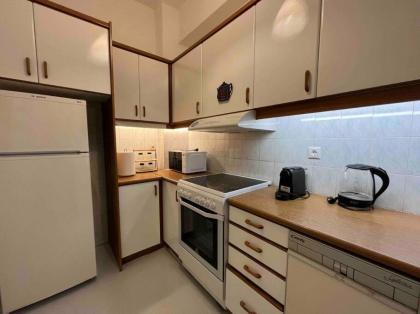 2bdr Apartment in Plaka-2 mins walk to syntagma - image 3