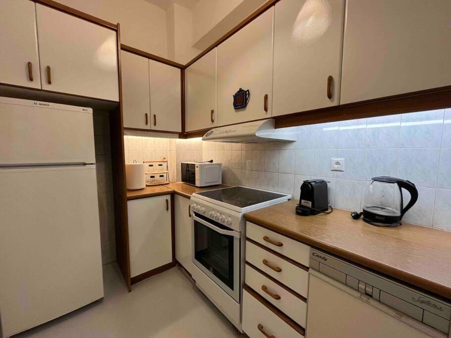 2bdr Apartment in Plaka-2 mins walk to syntagma - image 3