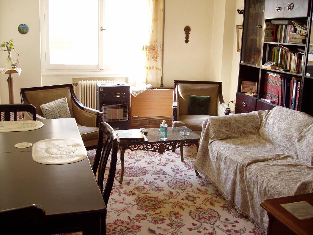 Private bedroom in shared apartment - main image