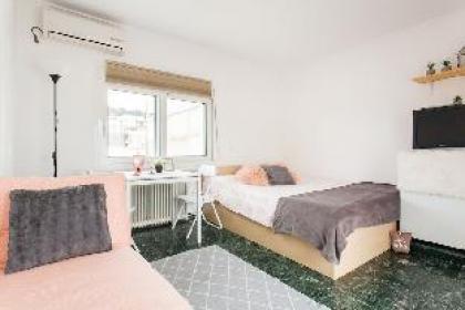 Acropolis View Charming Loft - image 7