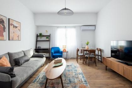 Alex 2 Bedroom Apartment in Athens - image 8