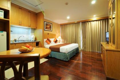 Admiral Suites Bangkok by Compass Hospitality - image 8