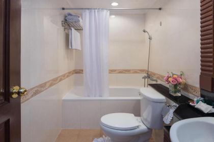 Prince Palace Hotel - image 13