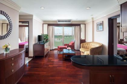 Prince Palace Hotel - image 19