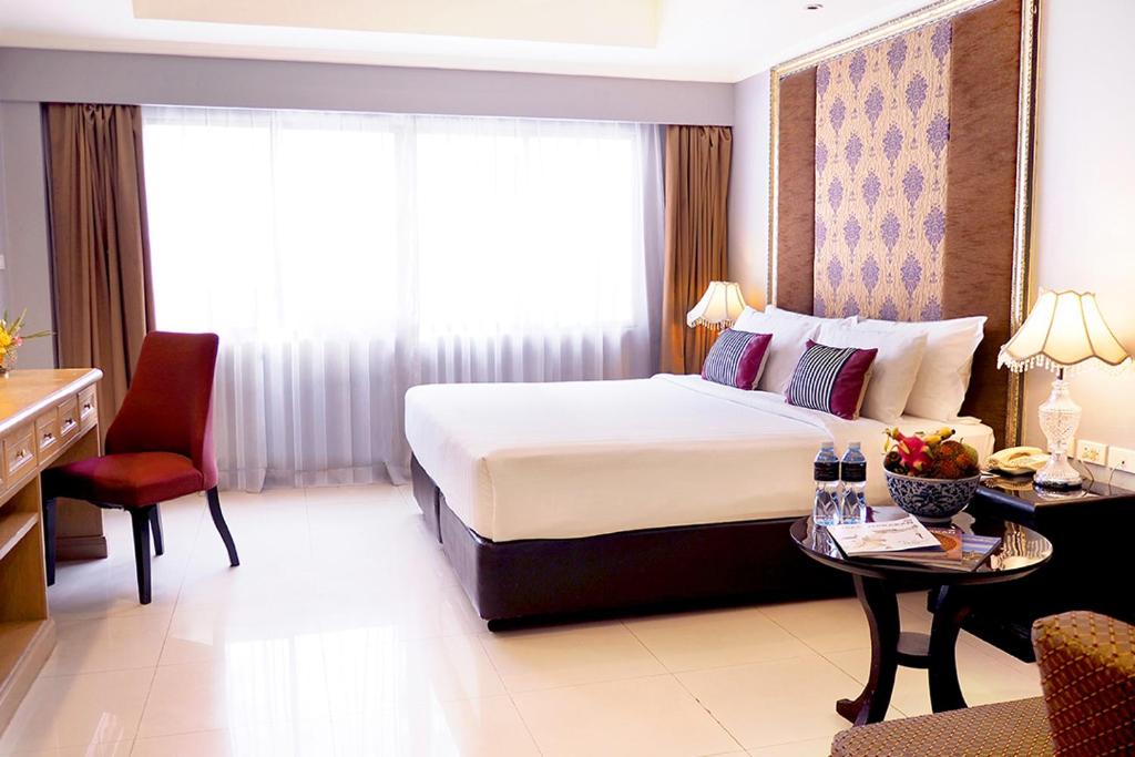 Furamaxclusive Sukhumvit - image 7