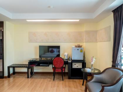 Atrium Boutique Resort - image 11