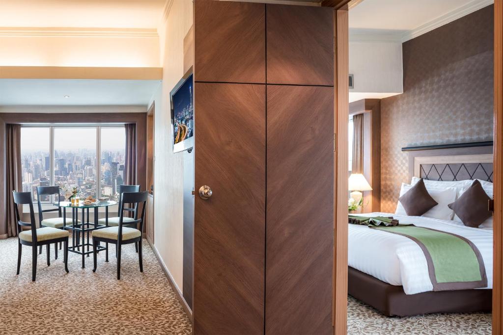 Baiyoke Sky Hotel - image 4