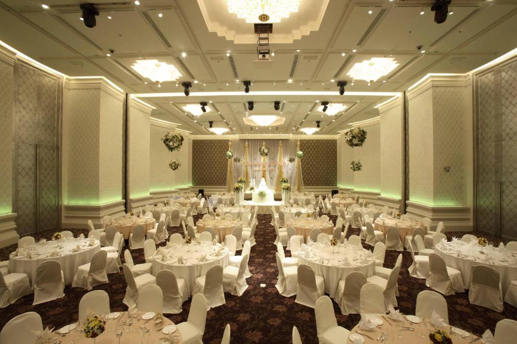 Pullman Bangkok King Power - image 5