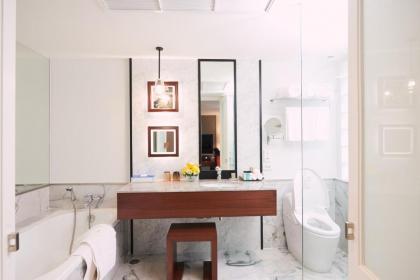 Triple Two Silom - image 11