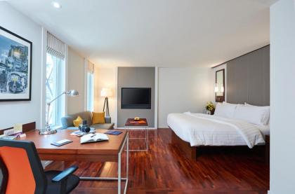 Triple Two Silom - image 17