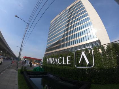 Miracle Grand Convention Hotel - image 13