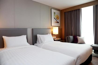 Miracle Grand Convention Hotel - image 3