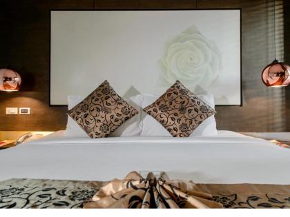 I Residence Hotel Silom - image 10