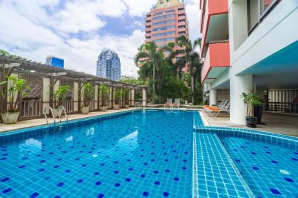 Bandara Suites Silom - image 12