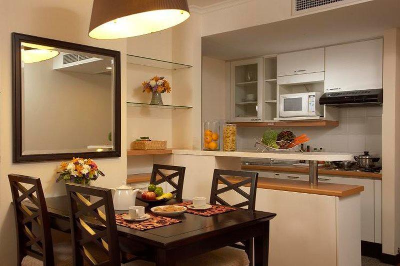 Bandara Suites Silom - image 7
