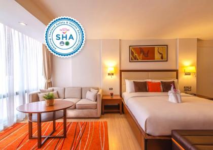 Oakwood Residence Sukhumvit 24 Hotel - image 1
