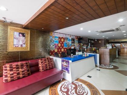 Grand Lucky Hotel - image 2