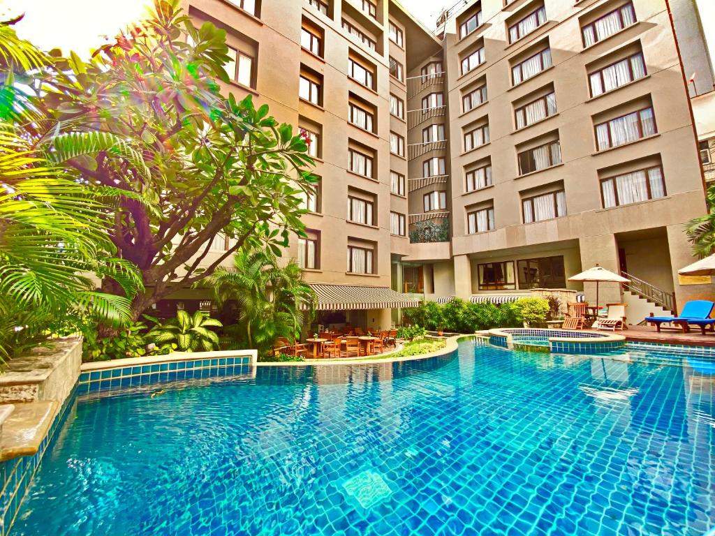 Silom Serene Hotel - main image