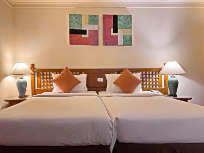Silom Serene Hotel - image 10