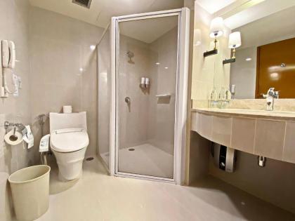 Silom Serene Hotel - image 13