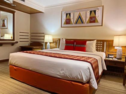 Silom Serene Hotel - image 14