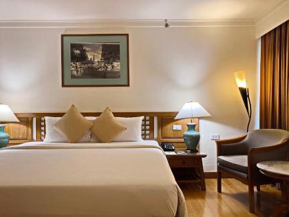 Silom Serene Hotel - image 20