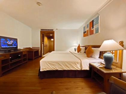 Silom Serene Hotel - image 8