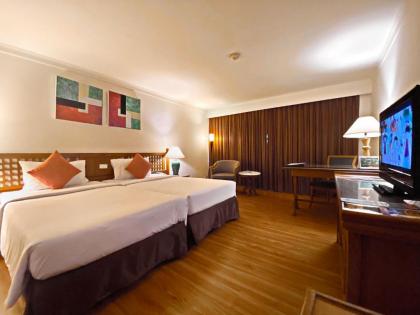 Silom Serene Hotel - image 9