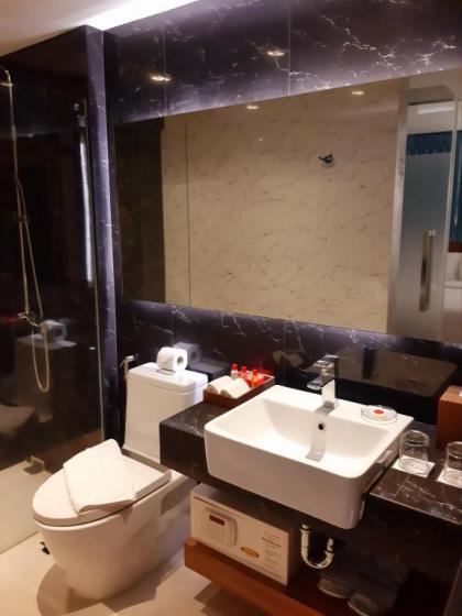 Sacha'S Hotel Uno - image 12