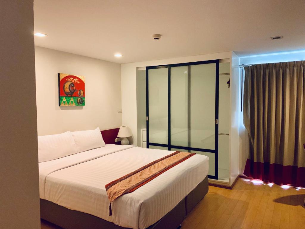 I Residence Hotel Sathorn (SHA Plus) - image 2