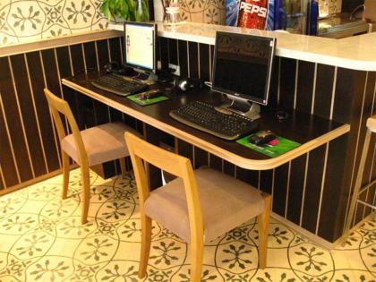 Aphrodite Inn Bangkok - image 12