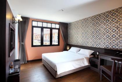 Rambuttri Village Inn & Plaza - image 16