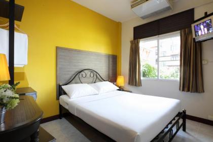 Rambuttri Village Inn & Plaza - image 18