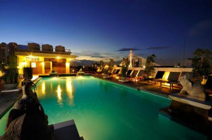 Rambuttri Village Inn & Plaza - image 2