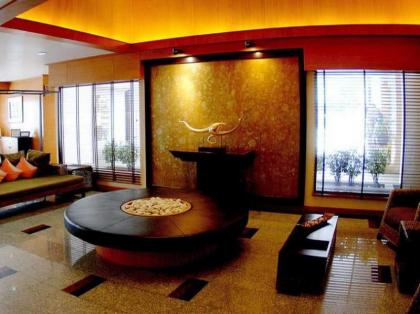Rose Hotel - image 3