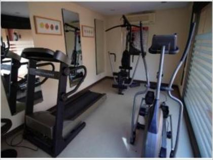 Rose Hotel - image 7
