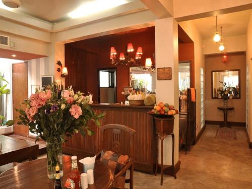 Sourire at Rattanakosin Island Hotel - image 5