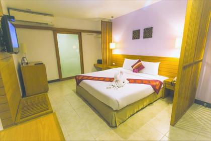 The Embassy Sathorn - image 11